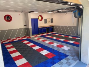 Revêtement de sol de garage bleu foncé clipsable SquareFLOOR