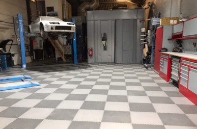 Revêtement de sol de garage PVC gris clair et gris foncé SquareFLOOR