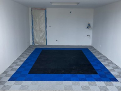 Revêtement de sol de garage clipsable bleu recyclé SquareFLOOR