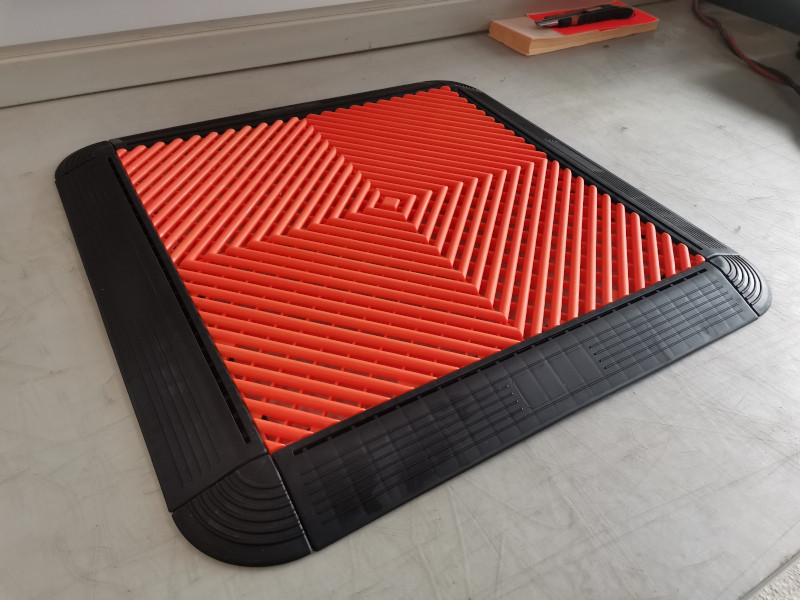 Dalle de sol clipsable BOX40 ORANGE 40 x 40 cm Dalle de sol clipsable BOX40 ORANGE 40 x 40 cm