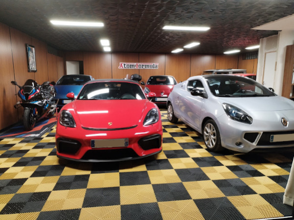 Dalles de garage : Votre voiture peut-elle rouler dessus ?